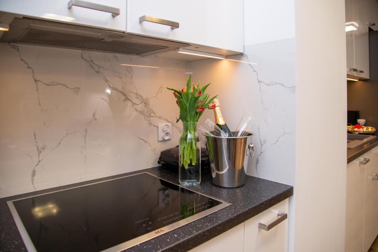 Maya'S Flats & Resorts 49 - Spacious 3 Rooms Apartment In Szafarnia Гданськ Екстер'єр фото